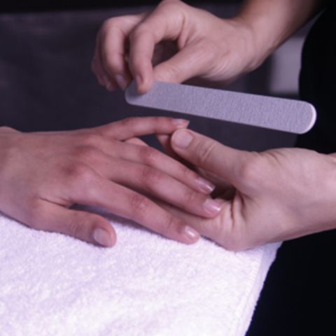 Soin & Massage des Mains : Manucure & Beauté (1h15)