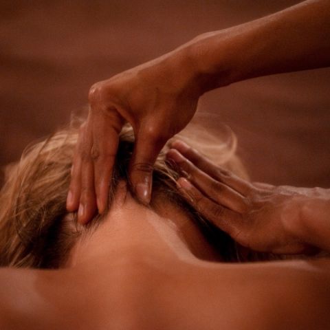 Massage "Cocoon" (1h) - Femme Enceinte & Future Maman